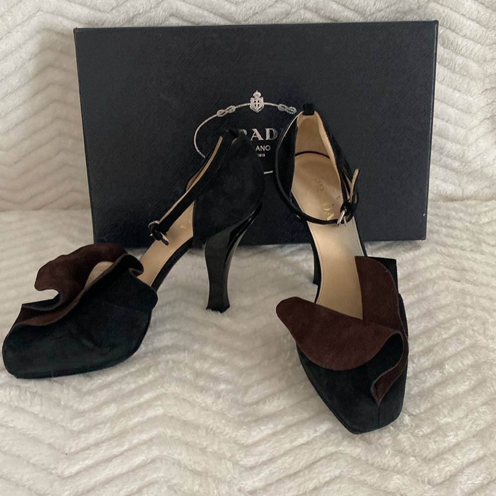 Prada Suede Heels with Cut out Accent 8.5/38.5